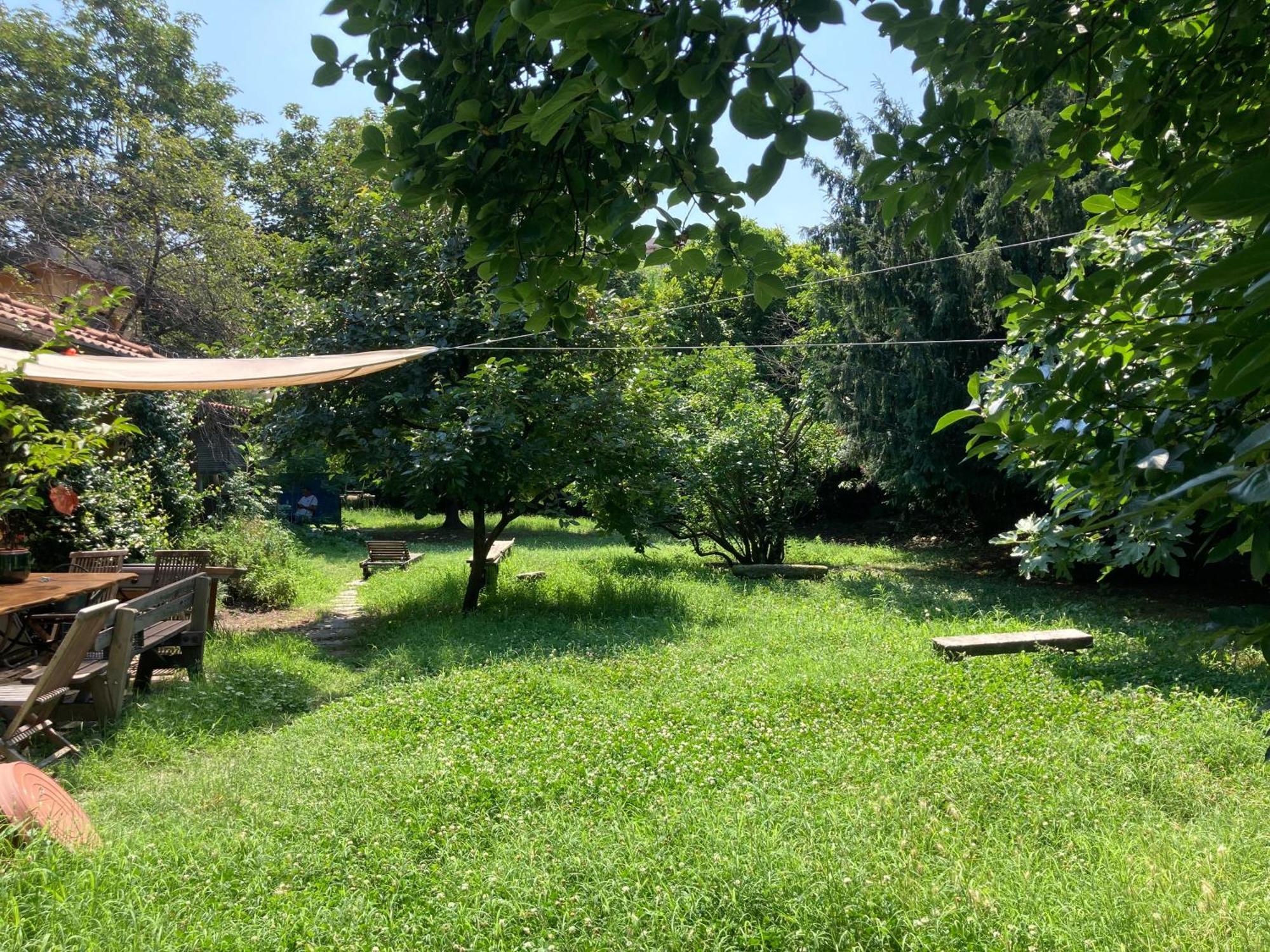 Green Oasis On Water In The Center Of Μιλάνο Εξωτερικό φωτογραφία