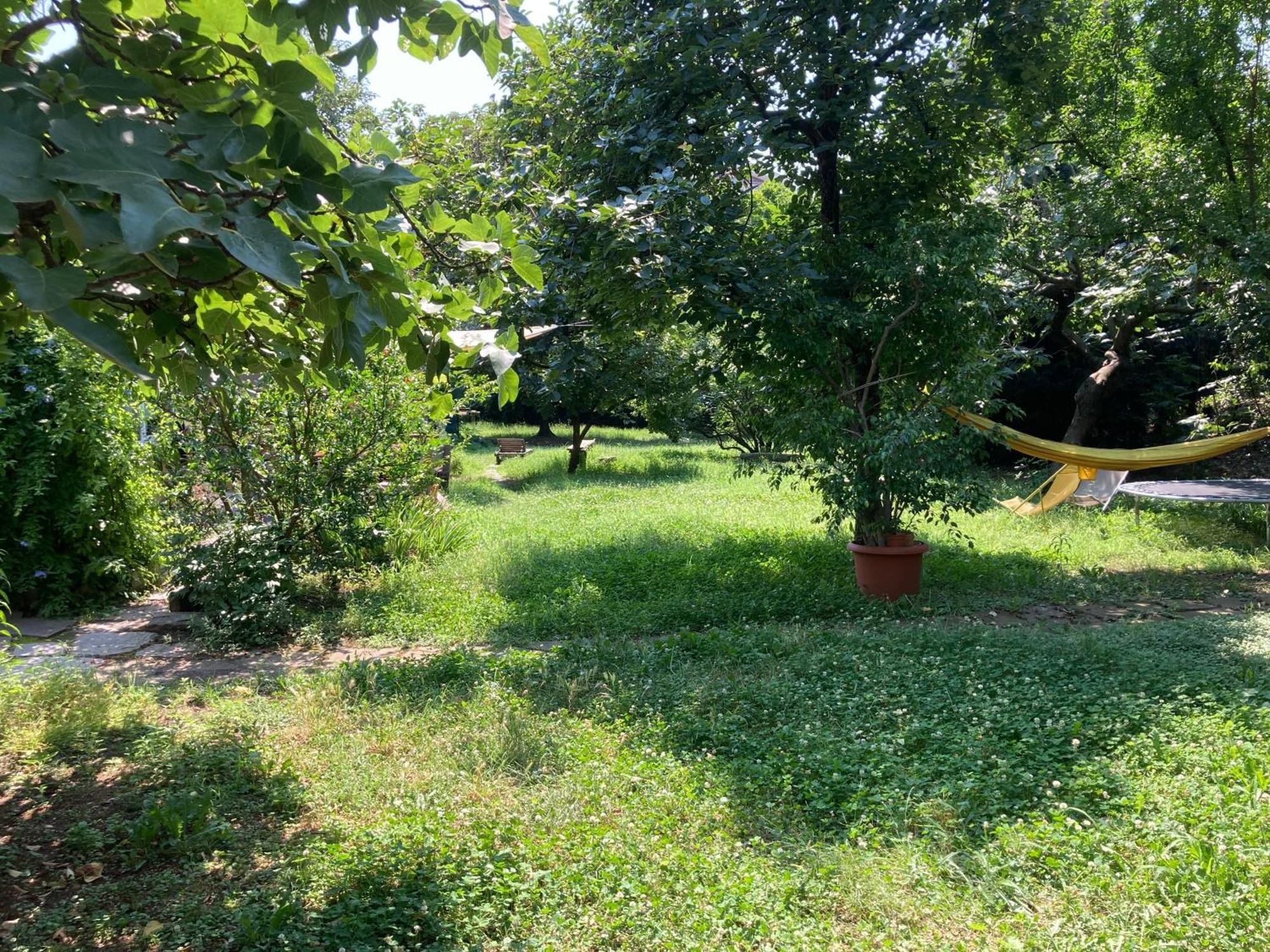 Green Oasis On Water In The Center Of Μιλάνο Εξωτερικό φωτογραφία